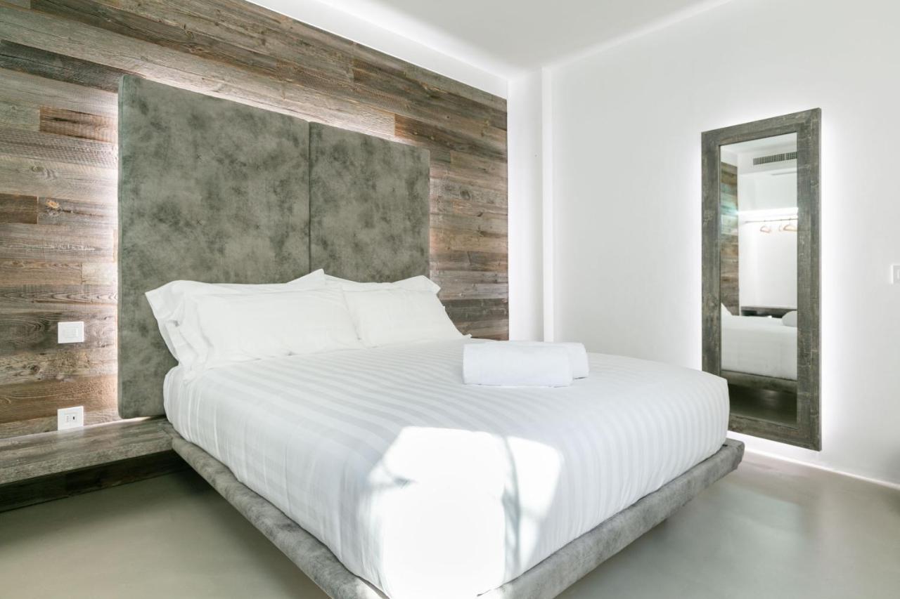 Domus Cavour Rooms&Suites Tirano Eksteriør bilde